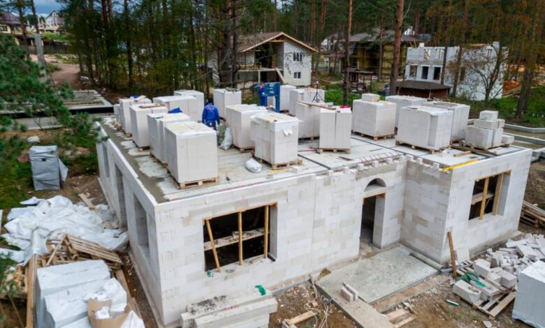 Photo of Дом из газобетона: преимущества и недостатки строительства